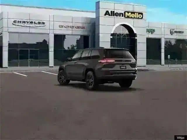 2026 Jeep Grand Cherokee Altitude 4x4