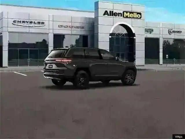 2026 Jeep Grand Cherokee Altitude 4x4