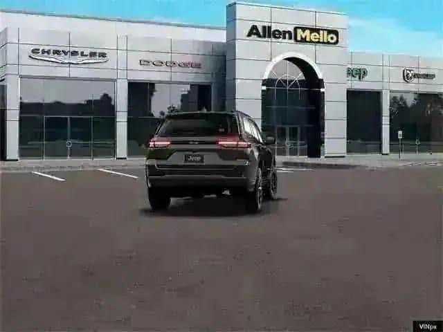 2026 Jeep Grand Cherokee Altitude 4x4