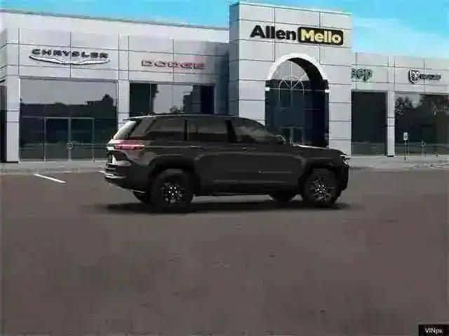 2026 Jeep Grand Cherokee Altitude 4x4