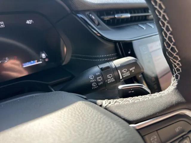 2026 Jeep Grand Cherokee Limited 4x2