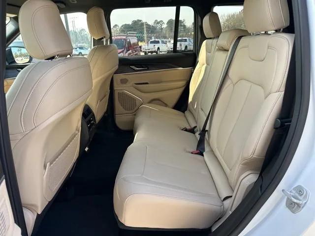 2026 Jeep Grand Cherokee Limited 4x2