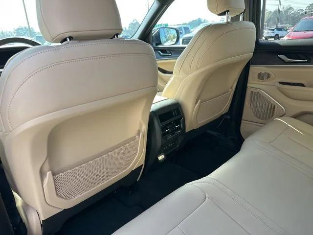 2026 Jeep Grand Cherokee Limited 4x2