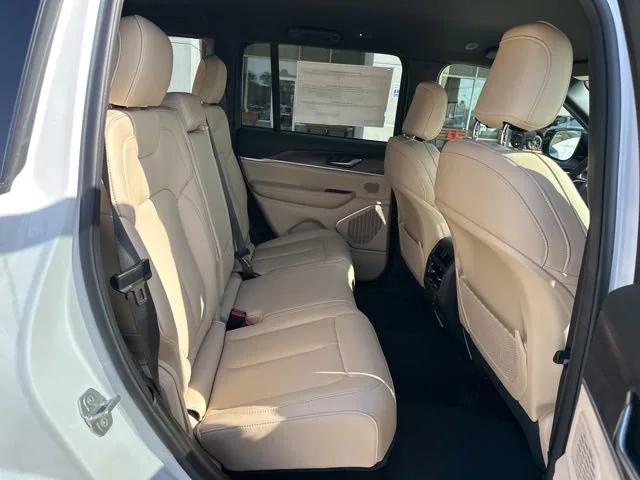 2026 Jeep Grand Cherokee Limited 4x2