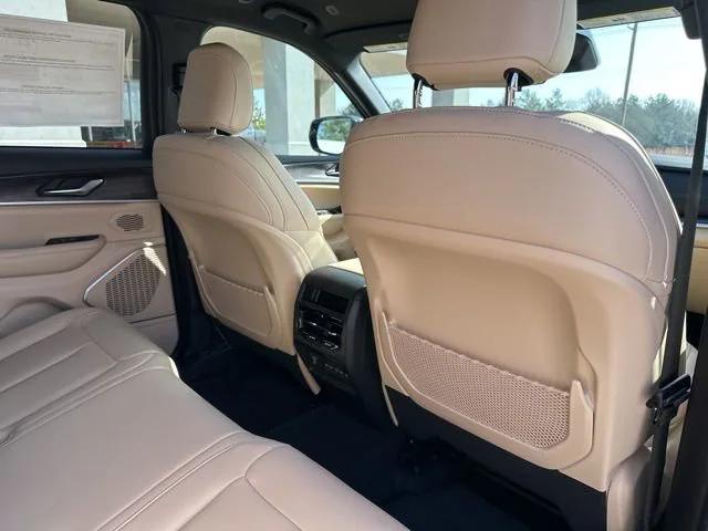2026 Jeep Grand Cherokee Limited 4x2