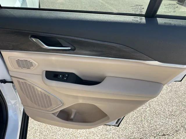 2026 Jeep Grand Cherokee Limited 4x2