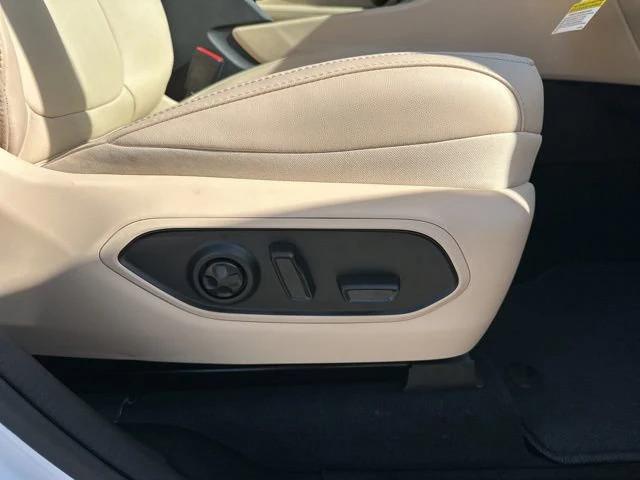 2026 Jeep Grand Cherokee Limited 4x2