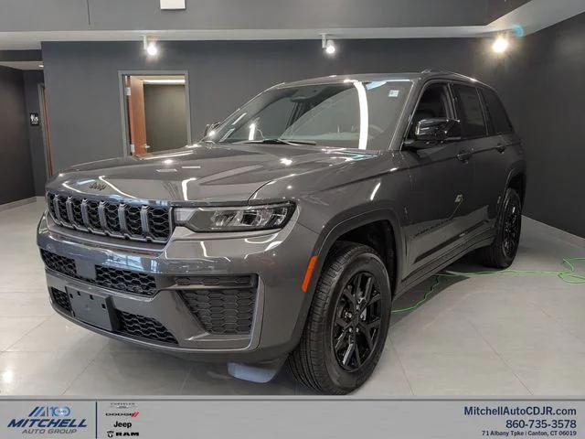 2026 Jeep Grand Cherokee Altitude 4x4 for sale in Canton, CT