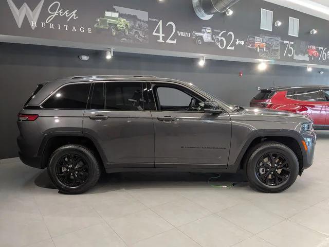 2026 Jeep Grand Cherokee Altitude 4x4