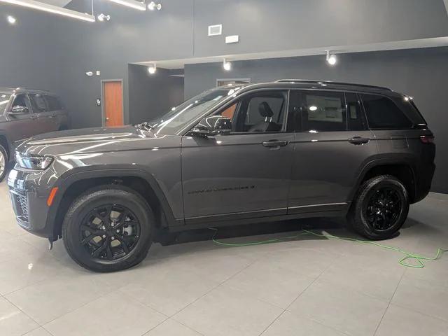 2026 Jeep Grand Cherokee Altitude 4x4