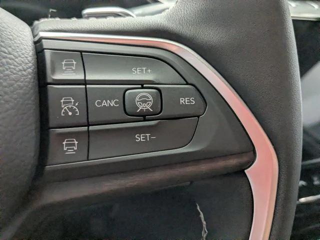 2026 Jeep Grand Cherokee Altitude 4x4