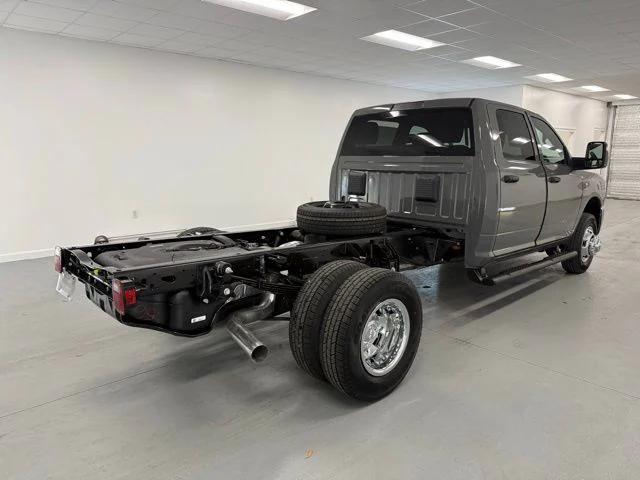 2026 Ram 3500 Chassis Cab Tradesman/Big Horn