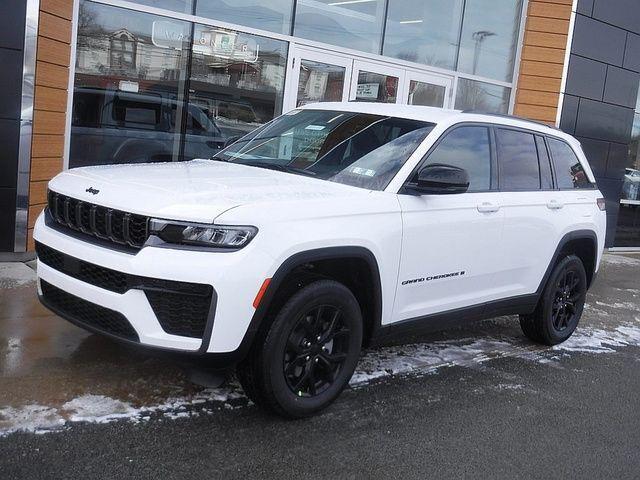2026 Jeep Grand Cherokee GRAND CHEROKEE LAREDO ALTITUDE 4X4