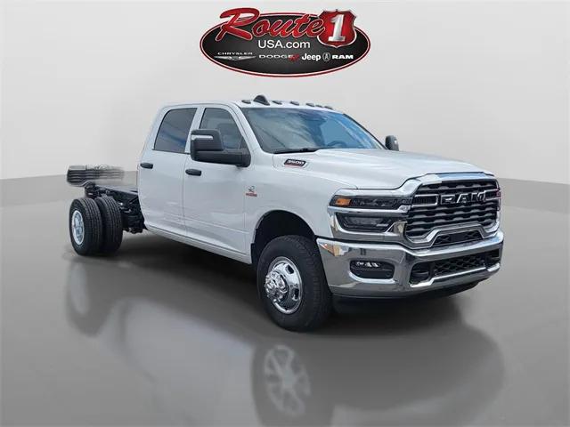 2026 RAM Ram 3500 Chassis Cab RAM 3500 TRADESMAN CREW CAB CHASSIS 4X4 60 CA