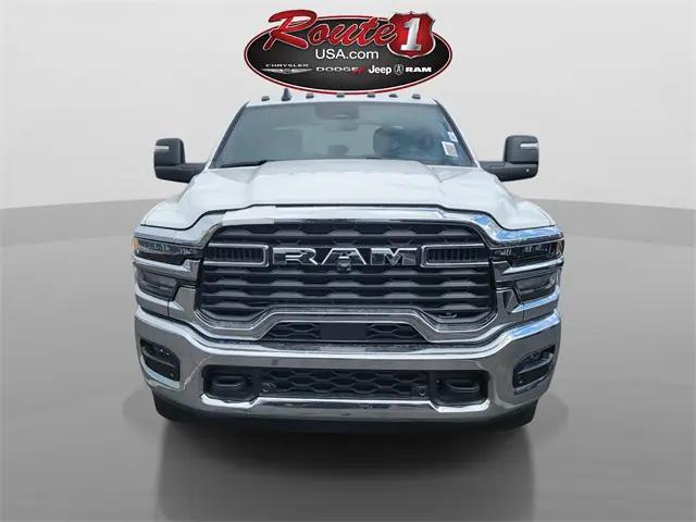 2026 RAM Ram 3500 Chassis Cab RAM 3500 TRADESMAN CREW CAB CHASSIS 4X4 60 CA