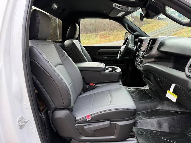2026 Ram 3500 Chassis Cab Tradesman/Big Horn