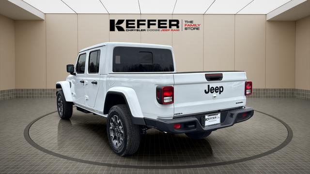 2026 Jeep Gladiator GLADIATOR SAHARA 4X4