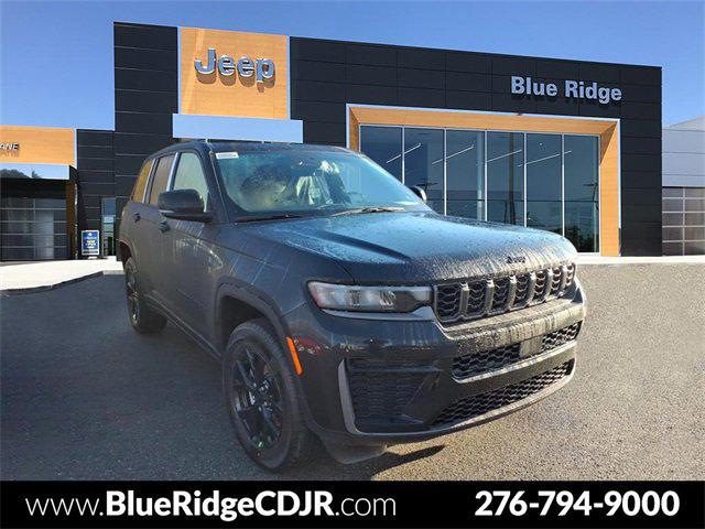 2026 Jeep Grand Cherokee GRAND CHEROKEE LAREDO ALTITUDE 4X4