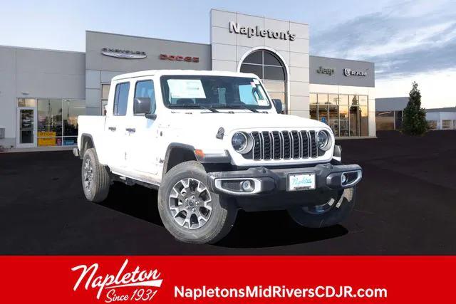 2026 Jeep Gladiator GLADIATOR SAHARA 4X4