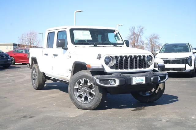 2026 Jeep Gladiator GLADIATOR SAHARA 4X4