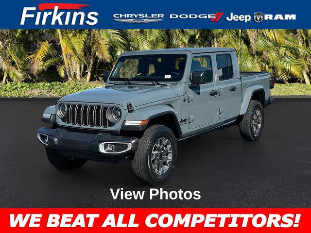 2026 Jeep Gladiator GLADIATOR SAHARA 4X4