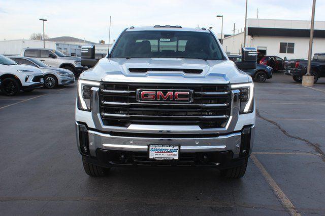 2026 GMC Sierra 2500HD Crew Cab, Standard Bed, SLT, 4WD