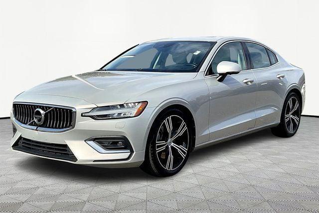 2022 Volvo S60 B5 Inscription 2022 Volvo S60 B5 Inscription