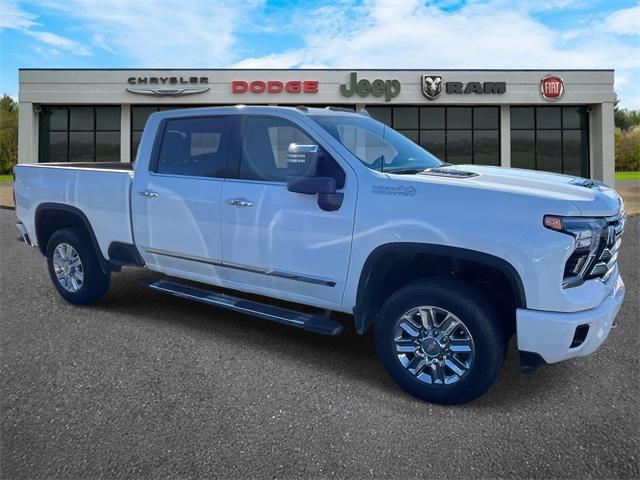 2024 Chevrolet Silverado 3500HD 4WD Crew Cab Standard Bed High Country
