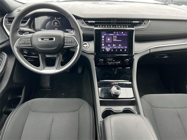 2024 Jeep Grand Cherokee Laredo 4x4