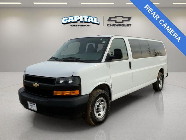 2022 Chevrolet Express Passenger RWD 3500 Extended Wheelbase LS