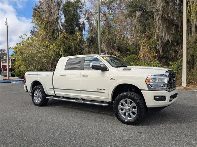 2022 RAM 2500 Limited Mega Cab 4x4 64 Box 2022 RAM 2500 Limited Mega Cab 4x4 64 Box