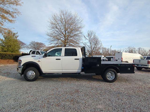 2026 RAM Ram 3500 Chassis Cab RAM 3500 TRADESMAN CREW CAB CHASSIS 4X4 60 CA