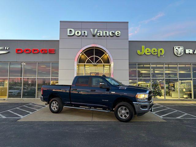 2024 RAM 2500 Big Horn Crew Cab 4x4 64 Box 2024 RAM 2500 Big Horn Crew Cab 4x4 64 Box