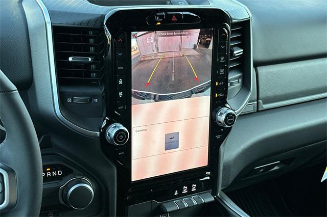 2026 RAM Ram 1500 RAM 1500 BIG HORN CREW CAB 4X2 57 BOX