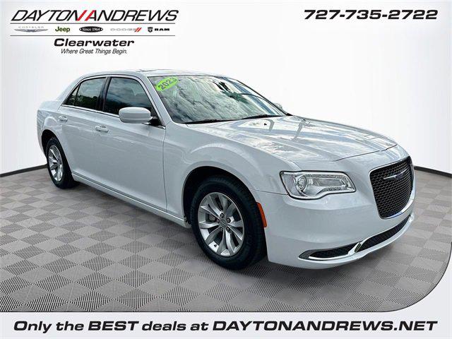 2023 Chrysler 300 Touring