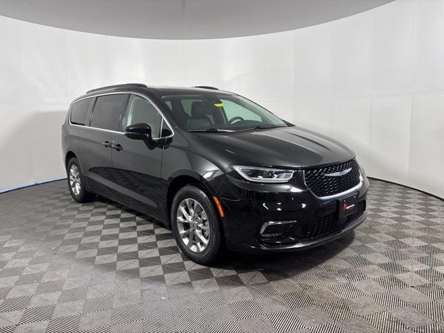 2022 Chrysler Pacifica Touring L AWD