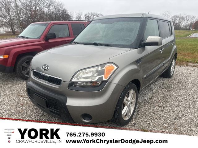 2011 Kia Soul +