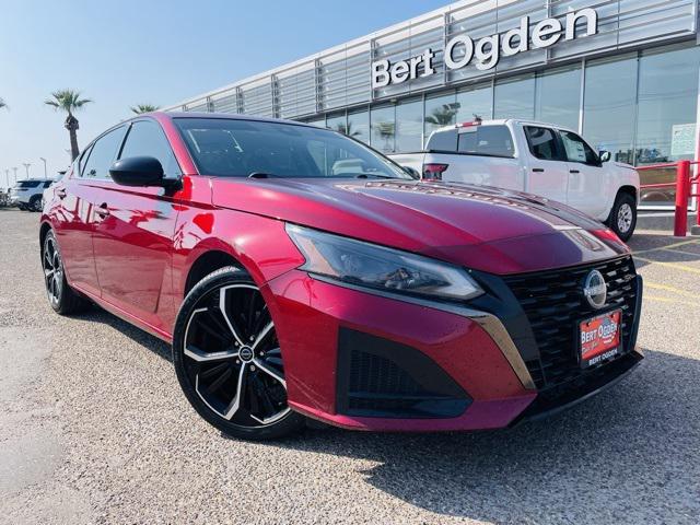 2023 Nissan Altima SR FWD