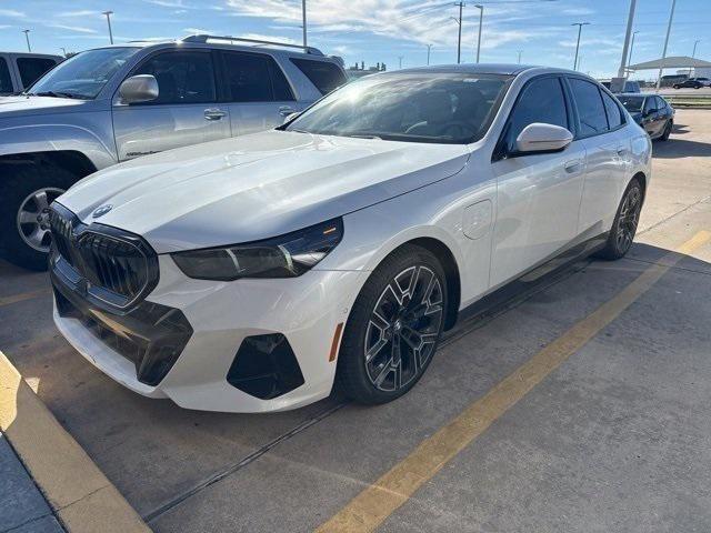 2026 BMW 550e xDrive