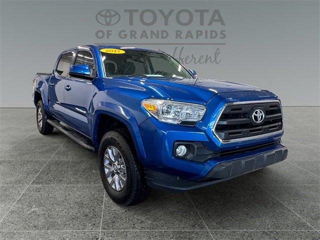 2017 Toyota Tacoma SR5 V6 2017 Toyota Tacoma SR5 V6