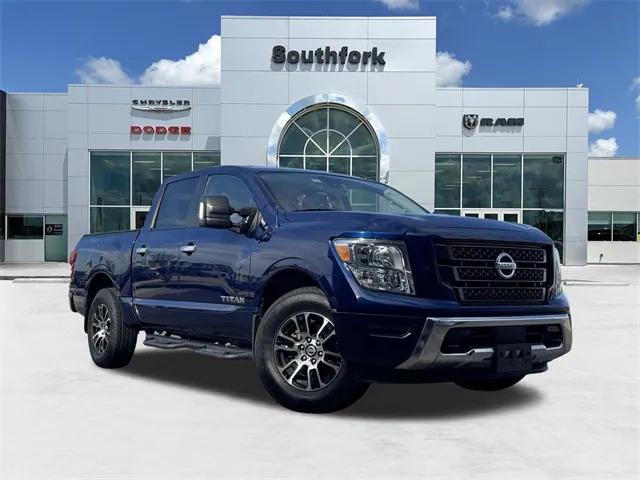 2021 Nissan TITAN Crew Cab SV 4x4 2021 Nissan TITAN Crew Cab SV 4x4