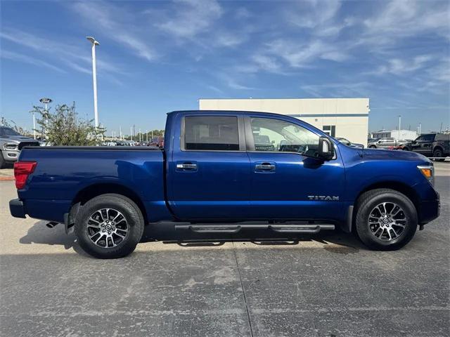 2021 Nissan TITAN Crew Cab SV 4x4 2021 Nissan TITAN Crew Cab SV 4x4