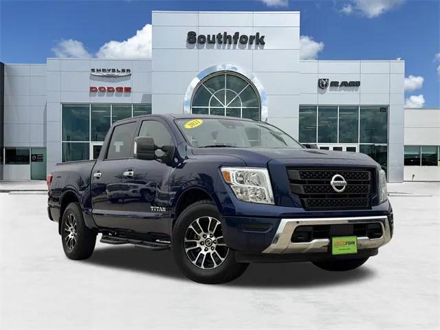 2021 Nissan TITAN Crew Cab SV 4x4 2021 Nissan TITAN Crew Cab SV 4x4