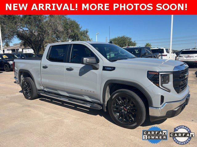 2025 GMC Sierra 1500 2WD Crew Cab Short Box Pro 2025 GMC Sierra 1500 2WD Crew Cab Short Box Pro