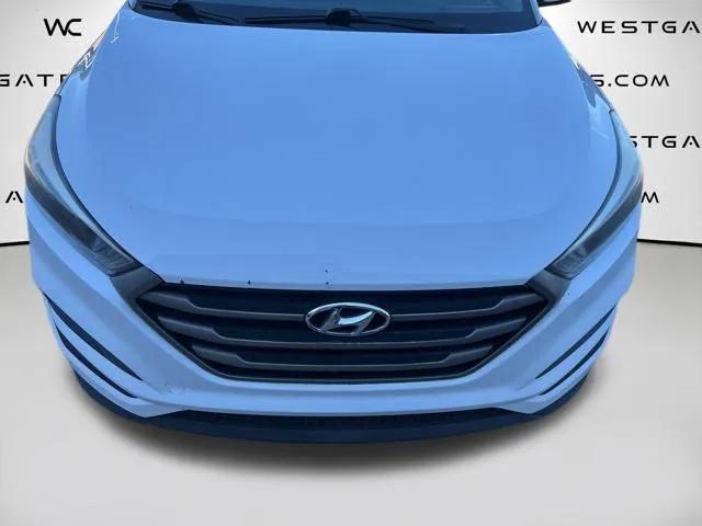 2016 Hyundai Tucson SE 2016 Hyundai Tucson SE