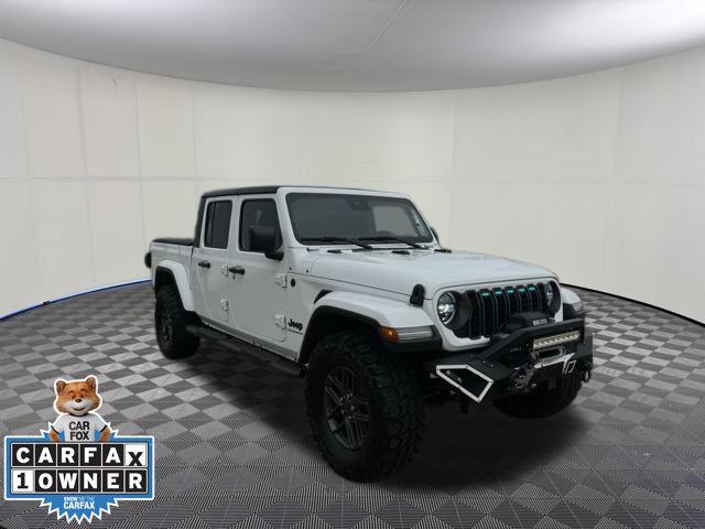 2024 Jeep Gladiator Sport S