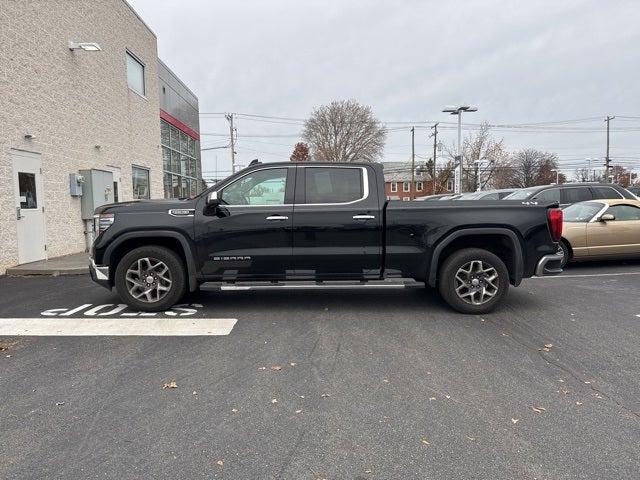 2022 GMC Sierra 1500 4WD Crew Cab Standard Box SLT 2022 GMC Sierra 1500 4WD Crew Cab Standard Box SLT