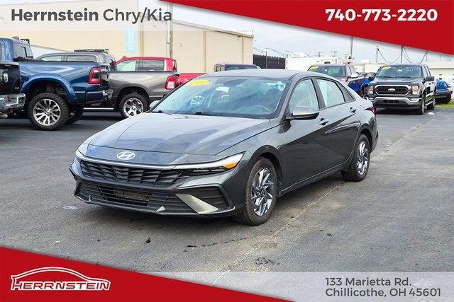 2024 Hyundai Elantra SEL 2024 Hyundai Elantra SEL