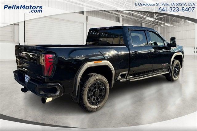 2025 GMC Sierra 2500HD 4WD Crew Cab Standard Bed AT4