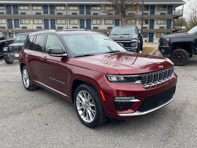 2022 Jeep Grand Cherokee Summit 4x4 2022 Jeep Grand Cherokee Summit 4x4